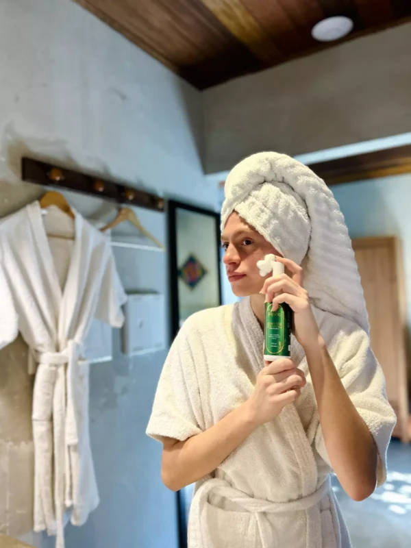 Espuma de Limpeza Facial - Essential Cleaning - Imagem 6